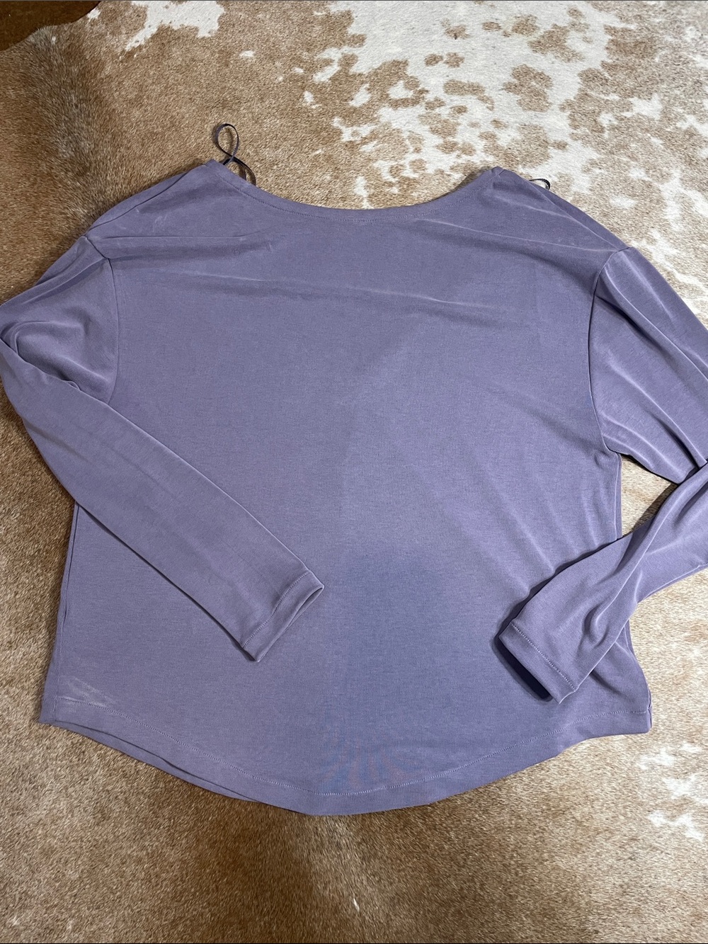 Lululemon Women’s Long Sleeve Boatneck Top with V Back- Lavender Purple